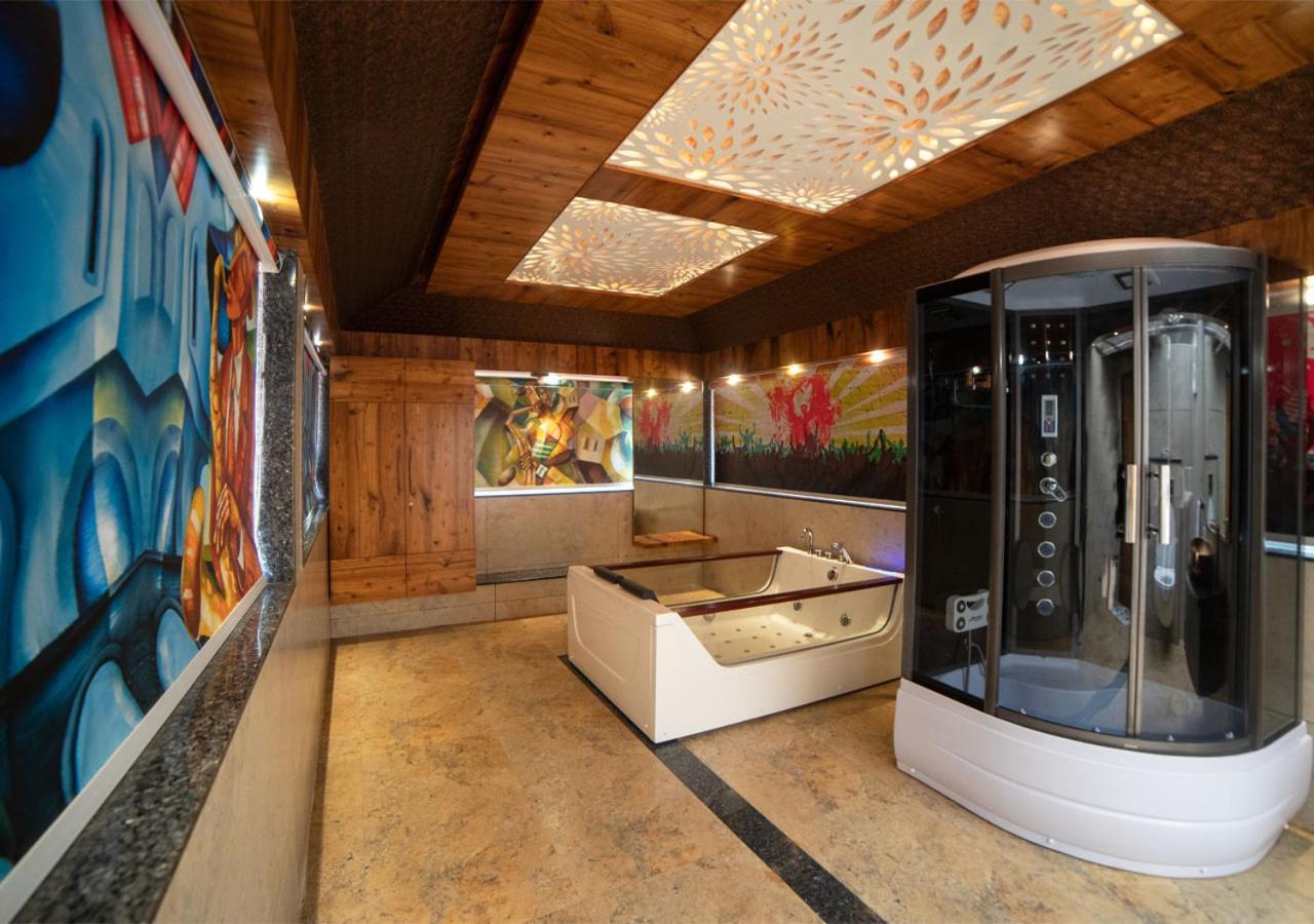 Sr Jungle Resort Kojambuttúr Kültér fotó